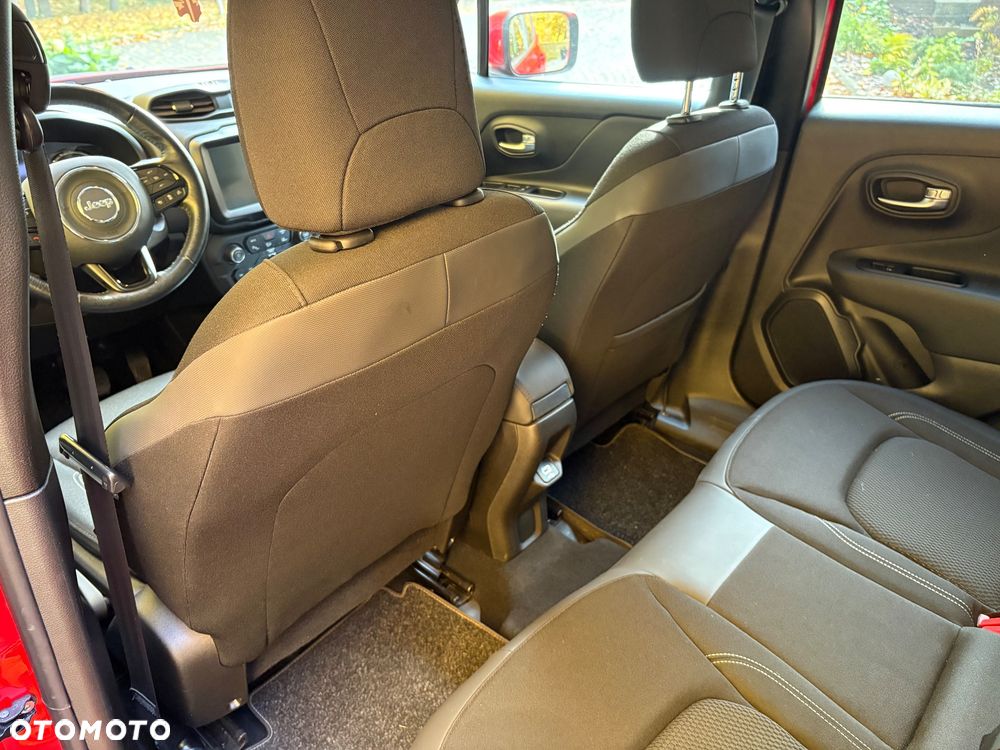 Jeep Renegade - 12