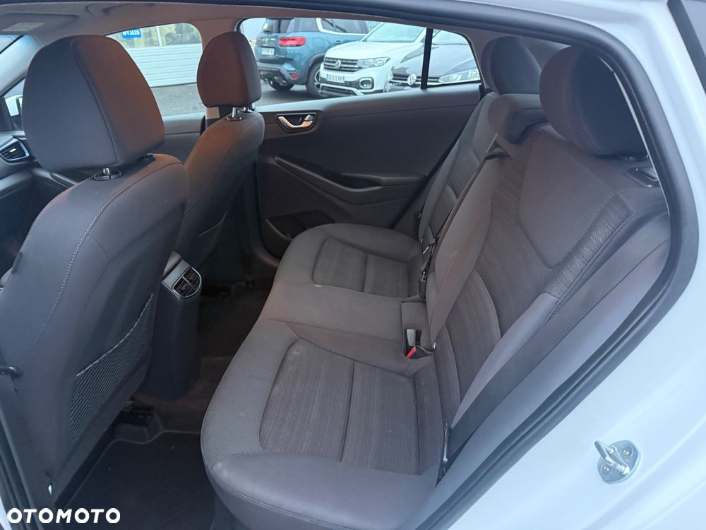 Hyundai IONIQ Hybrid Premium - 10