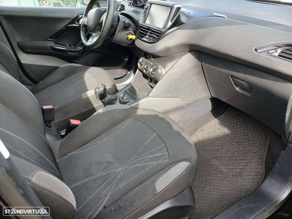 Peugeot 208 1.2 VTi Active - 21