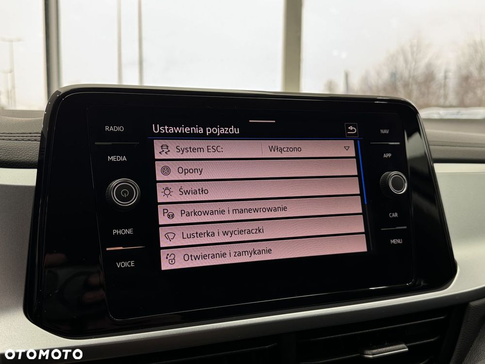 Volkswagen T-Roc 1.0 TSI Life - 32