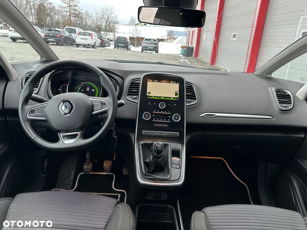 Renault Scenic - 17