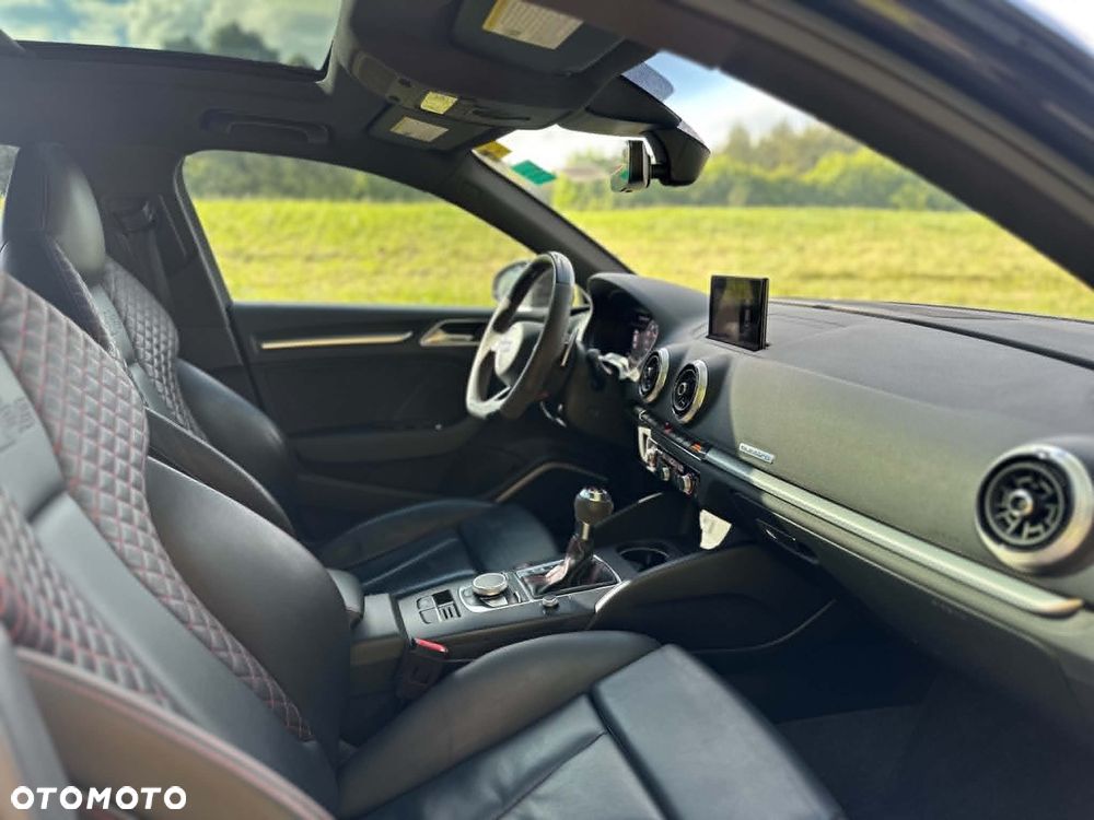 Audi RS3 Limousine 2.5 TFSI Quattro S tronic - 12