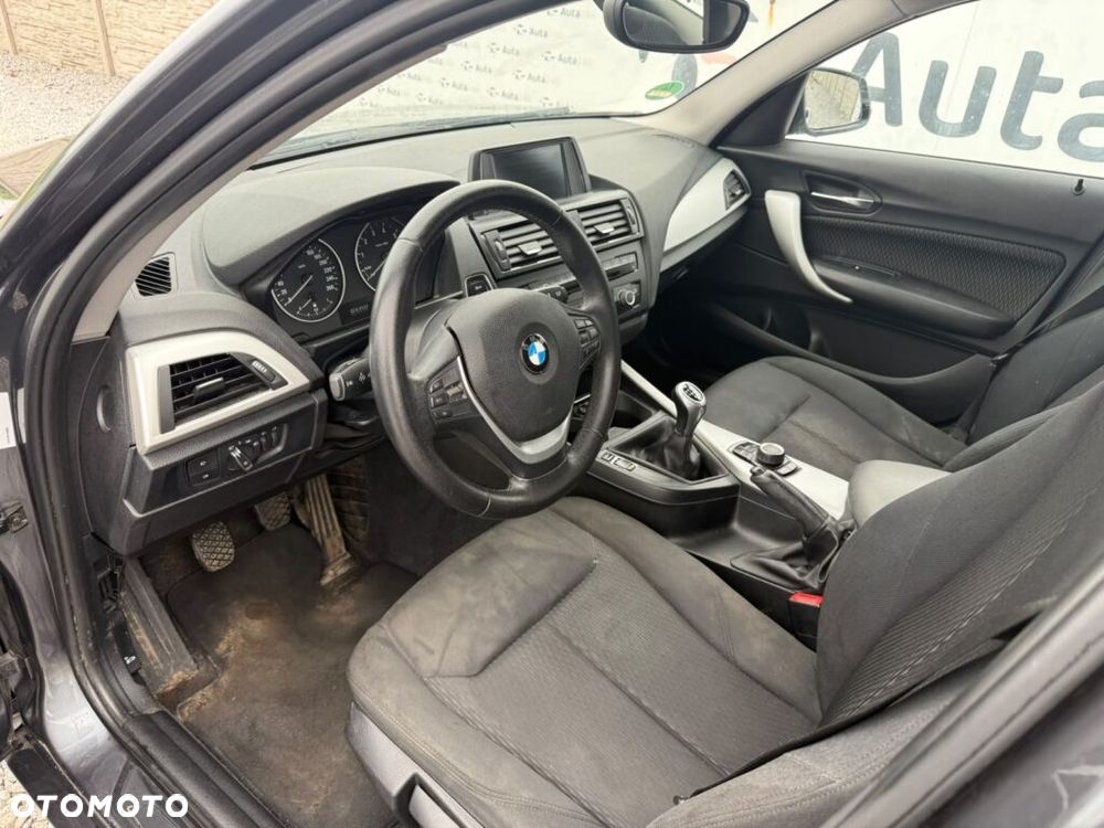 BMW Seria 1 116i - 10