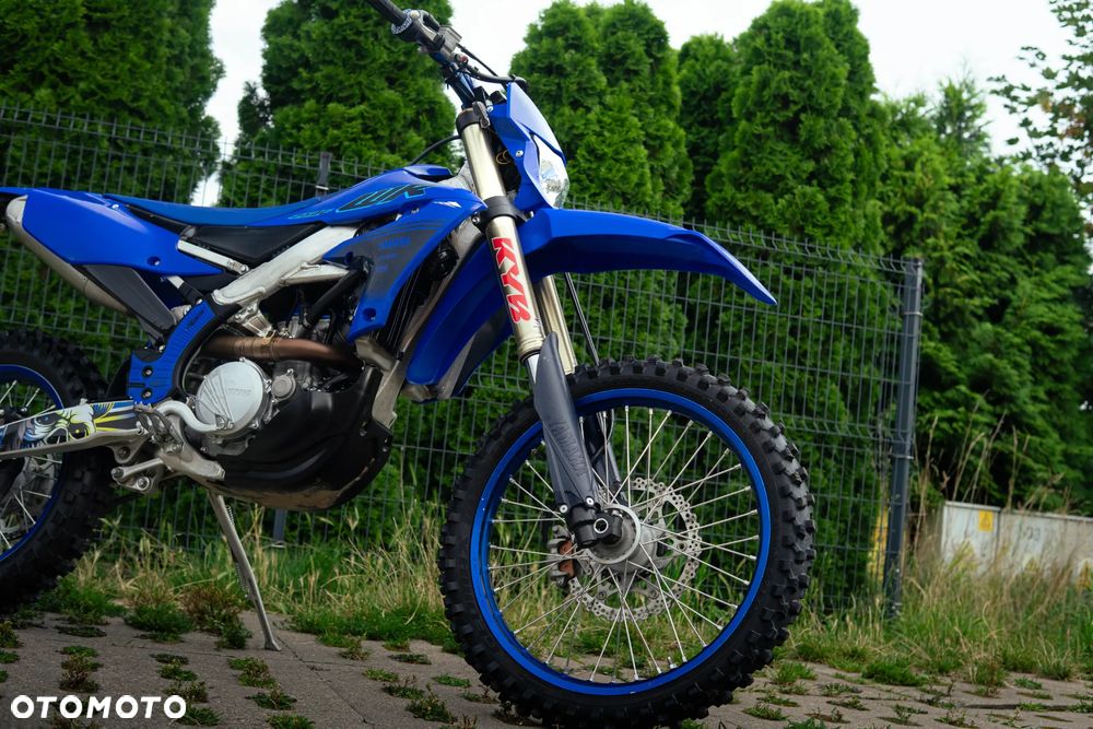 Yamaha WR - 8