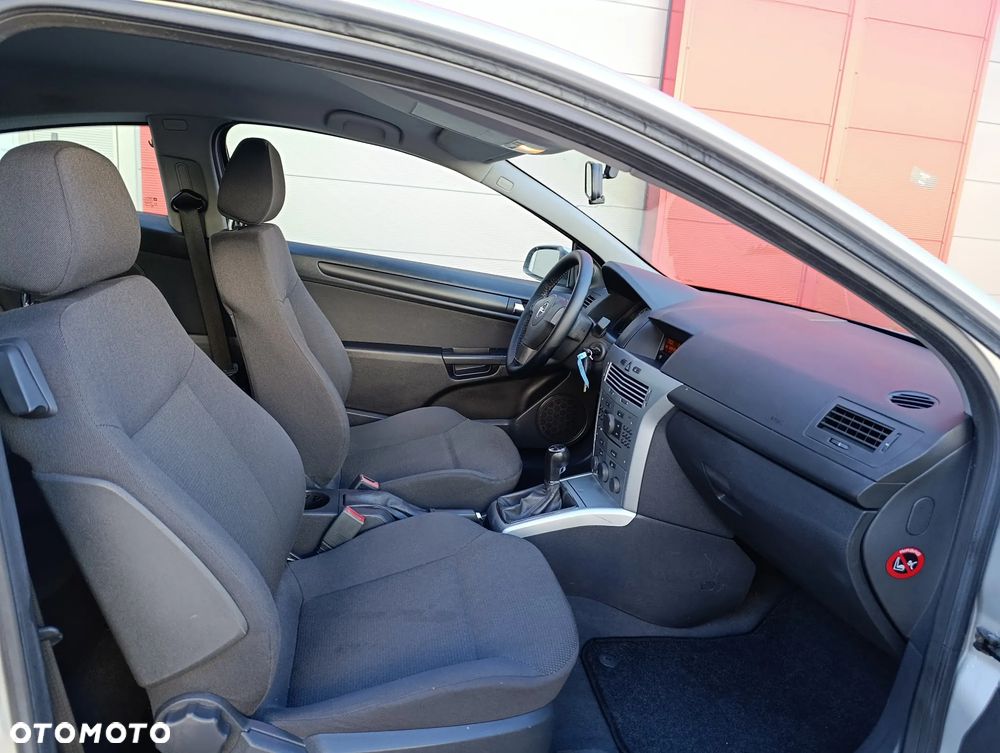Opel Astra 1.4 GL - 27