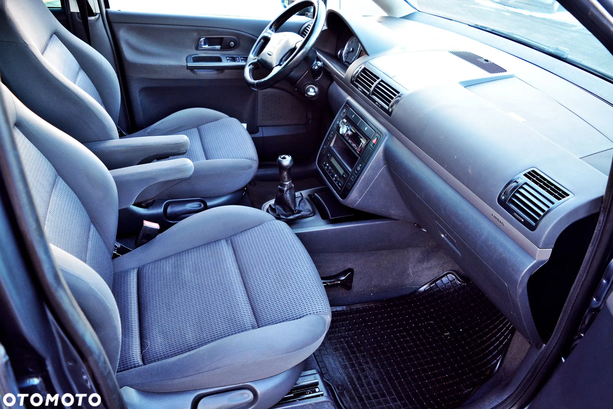 Volkswagen Sharan - 9
