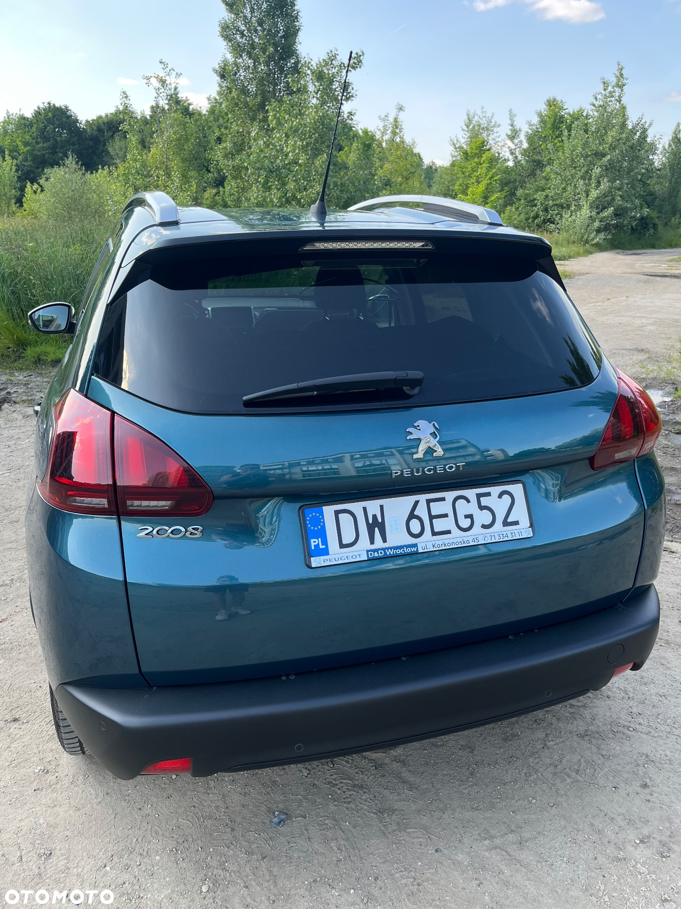Peugeot 2008 1.2 Pure Tech GPF Style S&S - 4