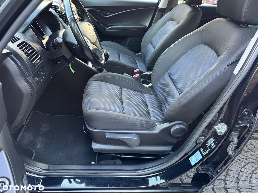 Hyundai ix20 1.6 CRDi Trend - 19