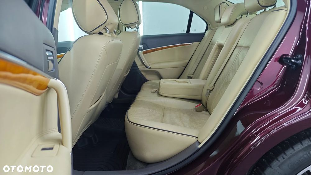 Lincoln MKZ - 33