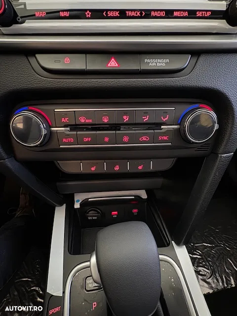 Kia XCeed 1.5 T-GDI 7DCT City - 14