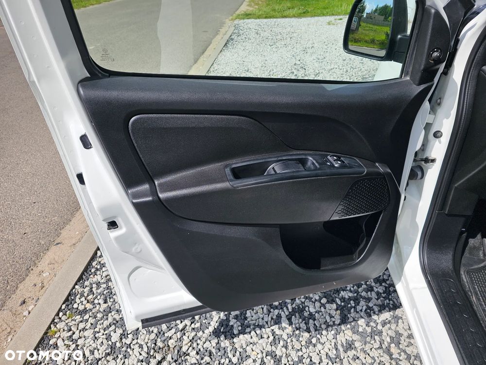 Fiat DOBLO MAXI - 10