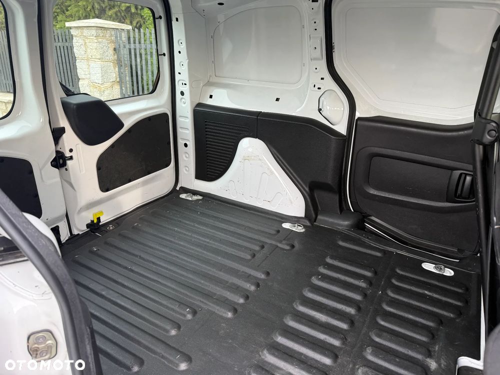 Peugeot PARTNER - 19