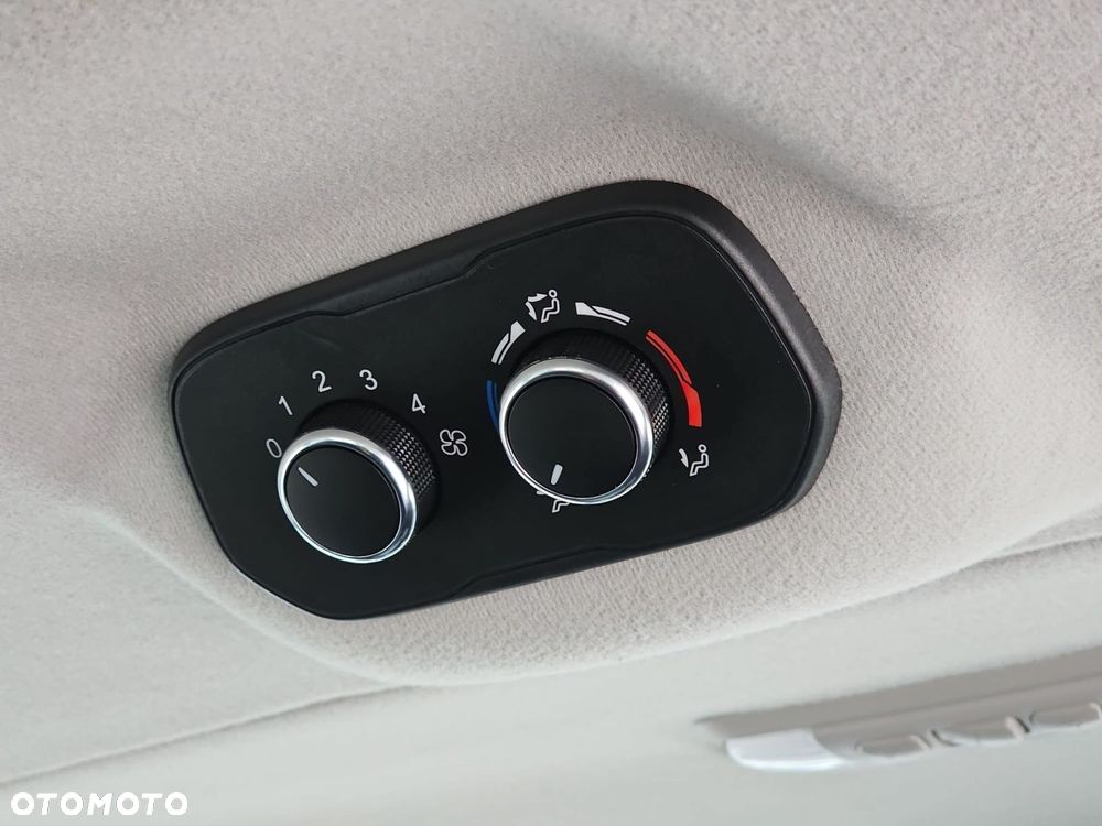 Ford Transit Custom - 32