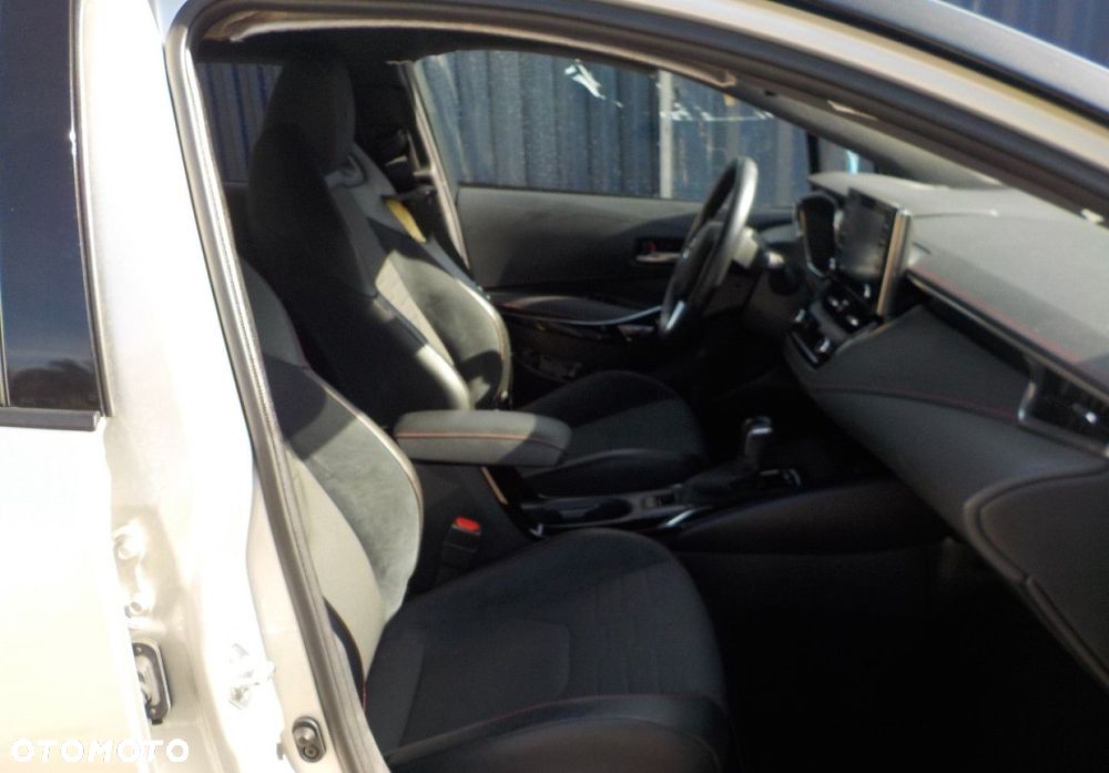 Toyota Corolla - 20