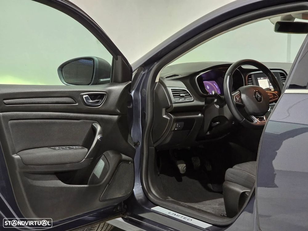 Renault Mégane Sport Tourer 1.3 TCe Limited - 31