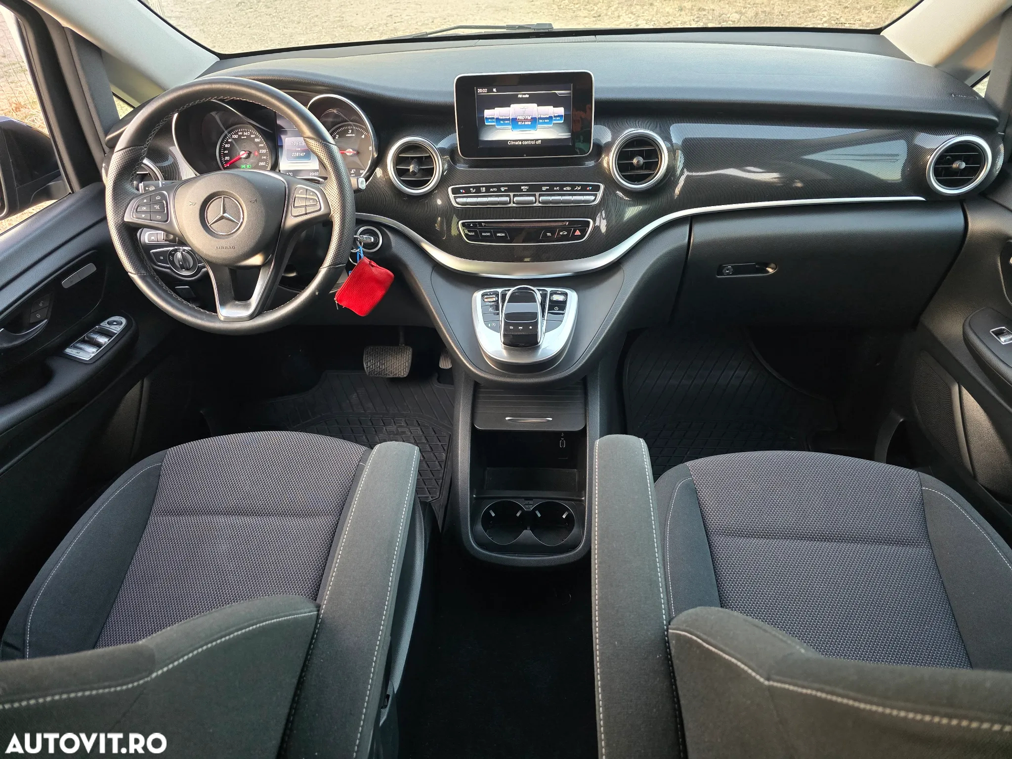 Mercedes-Benz V 220 CDI lang 7G-TRONIC Avantgarde Edition - 7