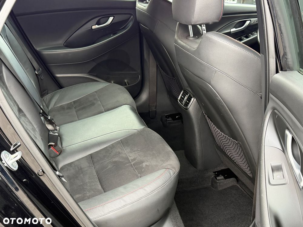 Hyundai i30 1.5 T-GDI 48V-Hybrid DCT N-Line - 34