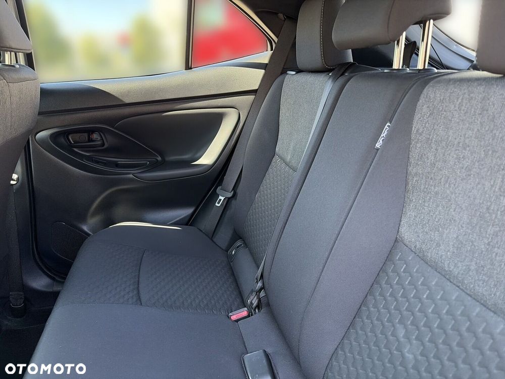Toyota Yaris Cross Hybrid 1.5 Style - 16