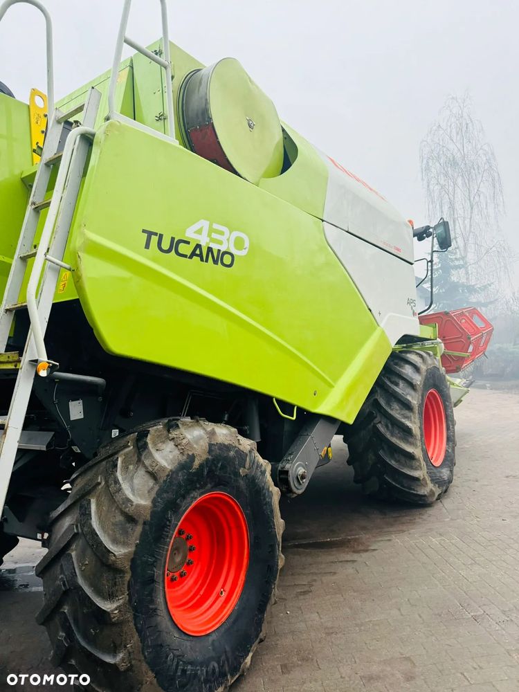 Claas TUCANO 430 APS - 11