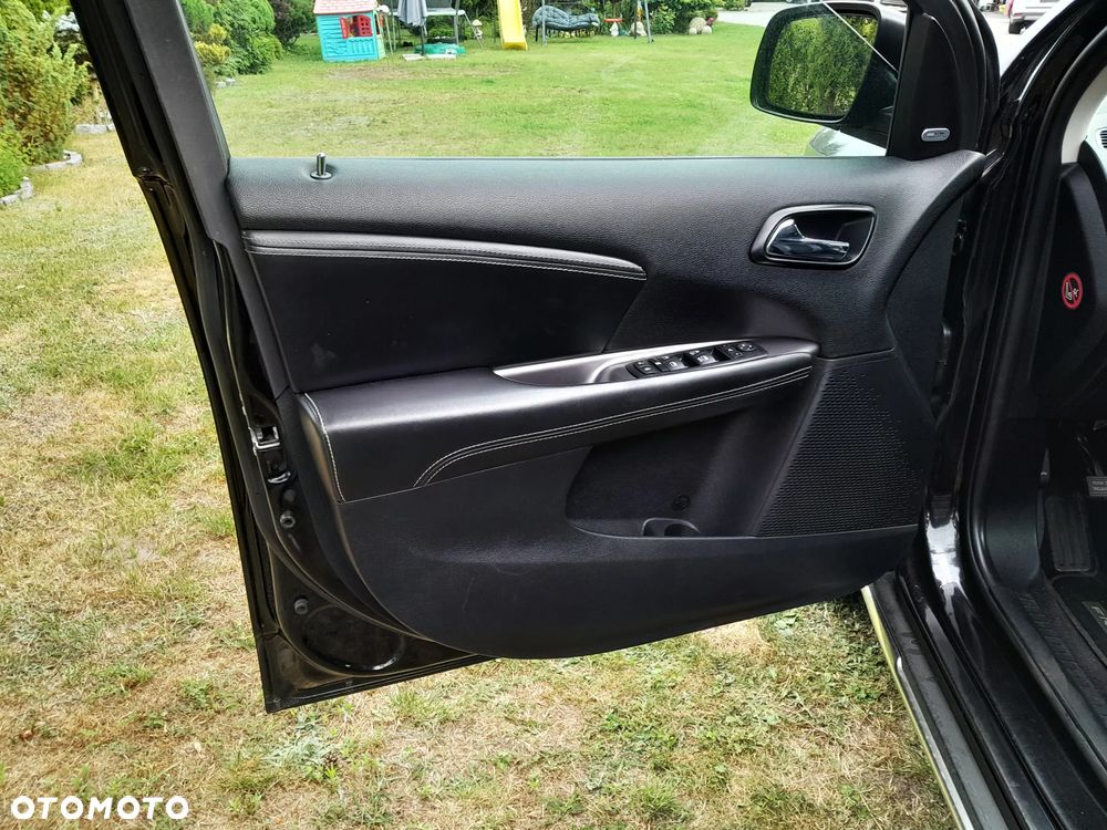 Fiat Freemont 2.0 Multijet 16V DPF Automatik Allrad Cross - 38