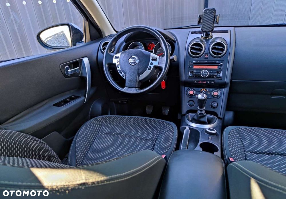 Nissan Qashqai+2 - 20