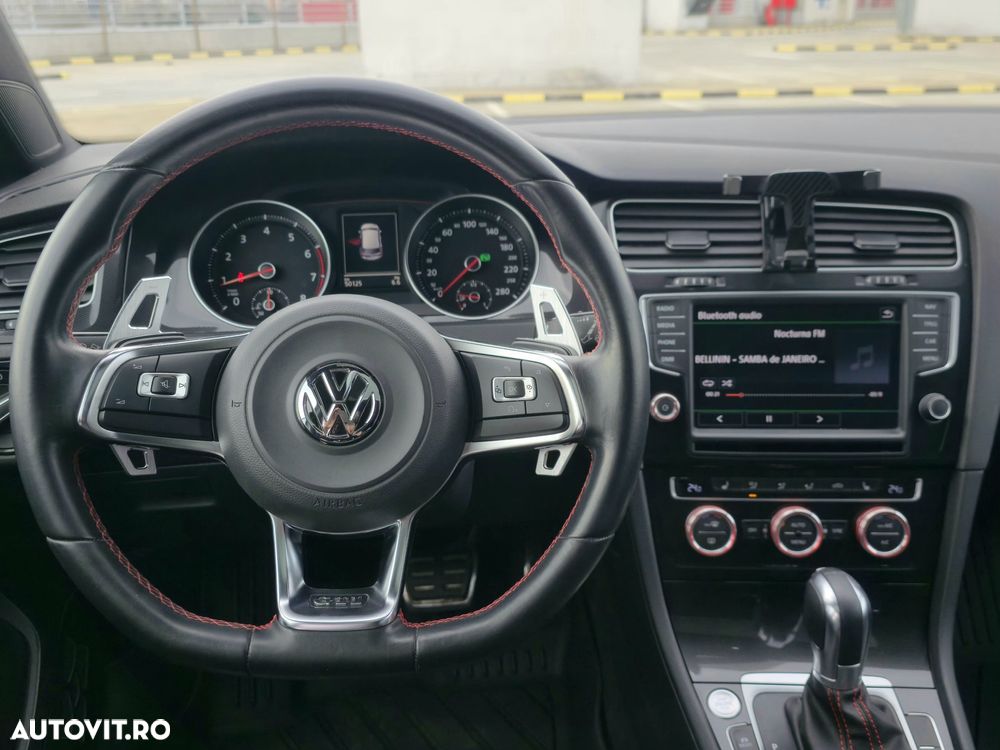 Volkswagen Golf 2.0 TSI BMT DSG GTI - 18