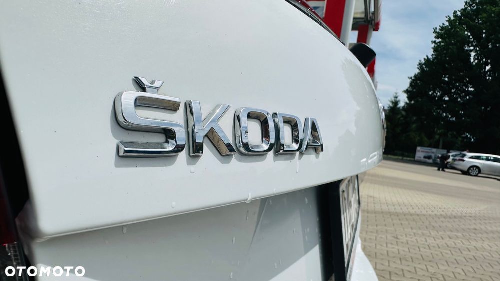 Skoda Octavia 2.0 TDI Style DSG - 8