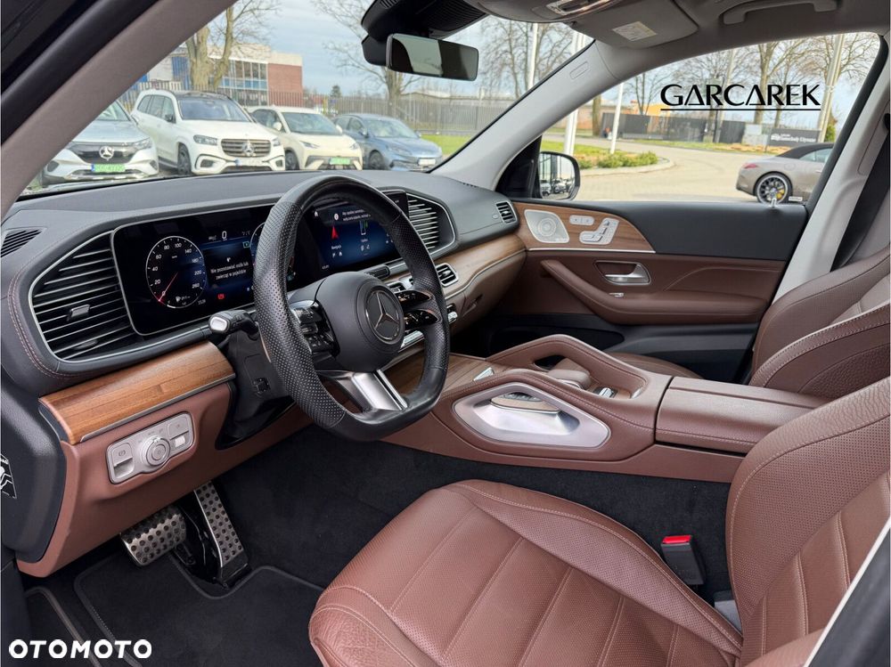 Mercedes-Benz GLS - 10