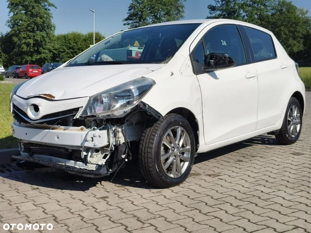 Toyota Yaris - 2
