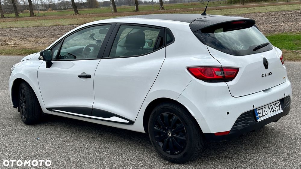 Renault Clio 1.2 16V Life - 6