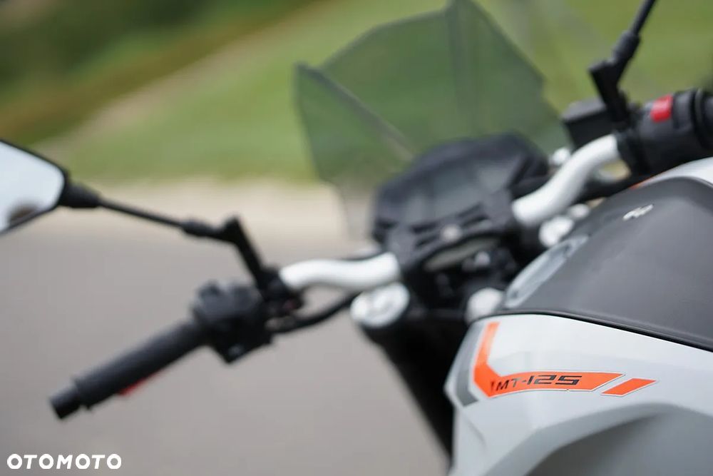 Yamaha MT - 16