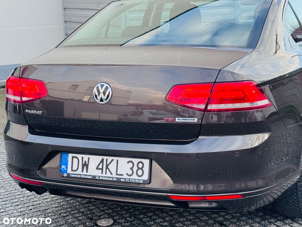 Volkswagen Passat 1.8 TSI BMT Comfortline DSG - 12