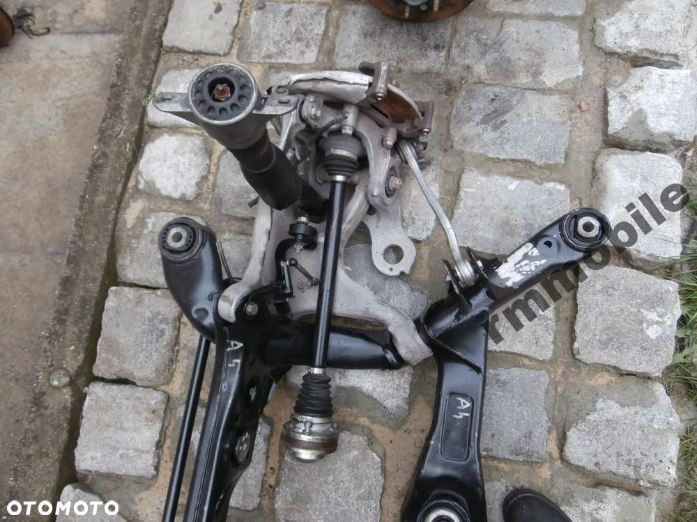 Zawieszenie lewy tył tylne Audi A4 B8 8K0 quattro - 2