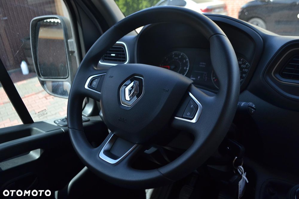 Renault Master ENERGY Blue L2H2 VA Basis - 24