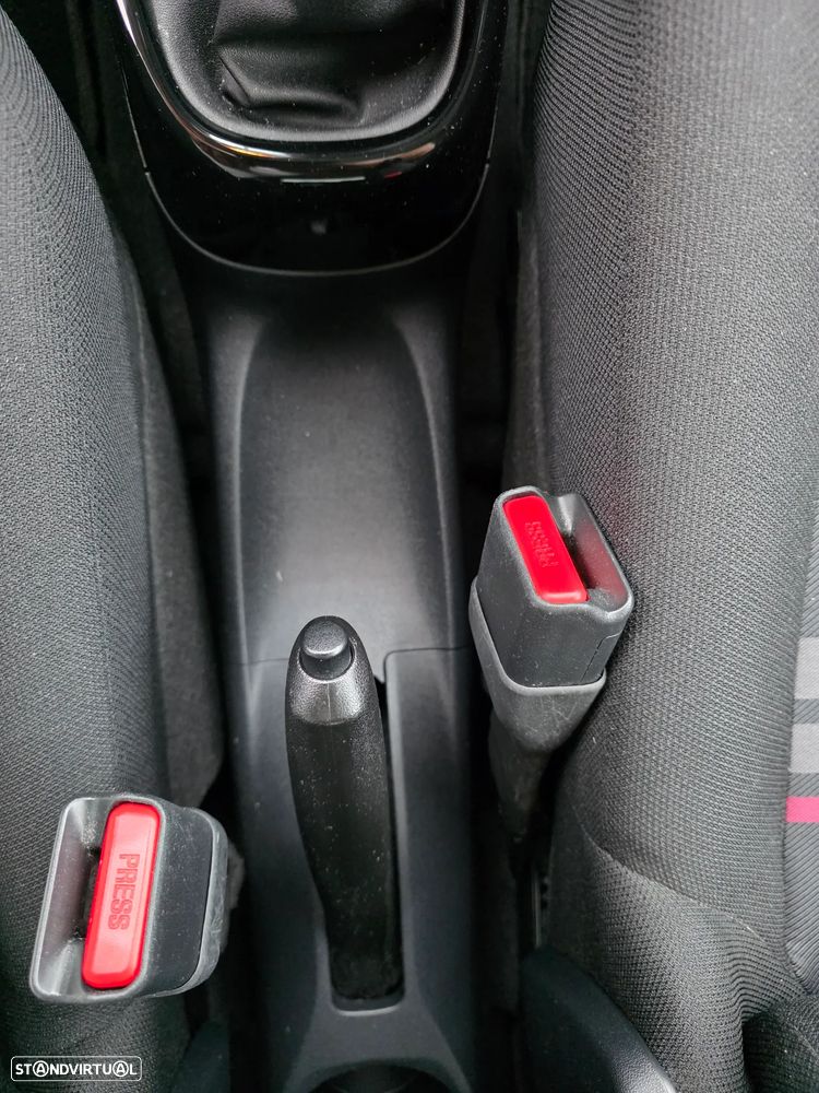 Peugeot 108 1.0 VTi Active - 37