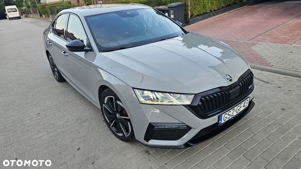 Skoda Octavia 2.0 TSI RS 245 DSG - 12