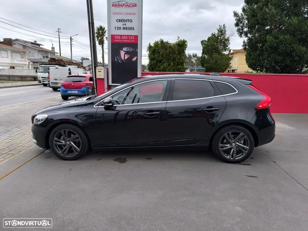 Volvo V40 D2 Momentum - 9
