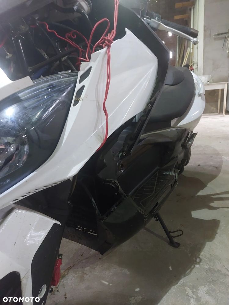 Kymco Xciting - 3