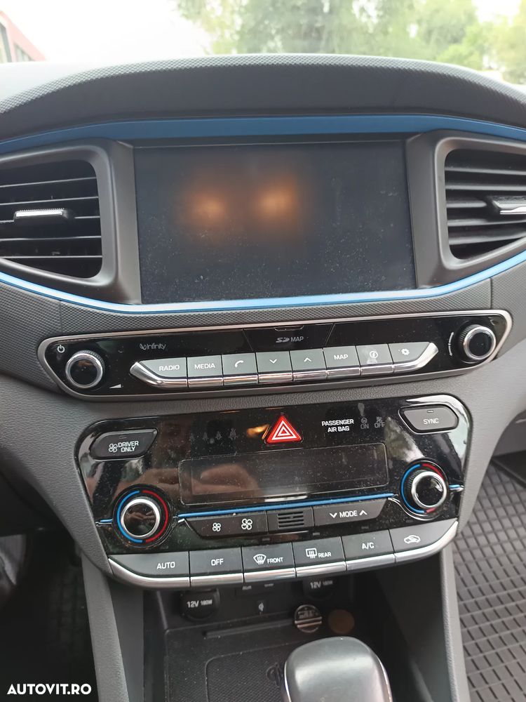 Hyundai IONIQ 1.6 GDI Style - 17