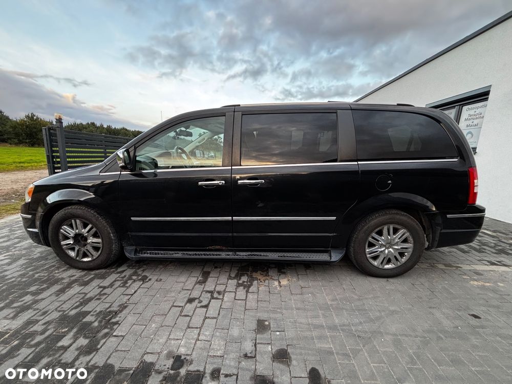 Chrysler Town & Country 4.0 Limited - 7