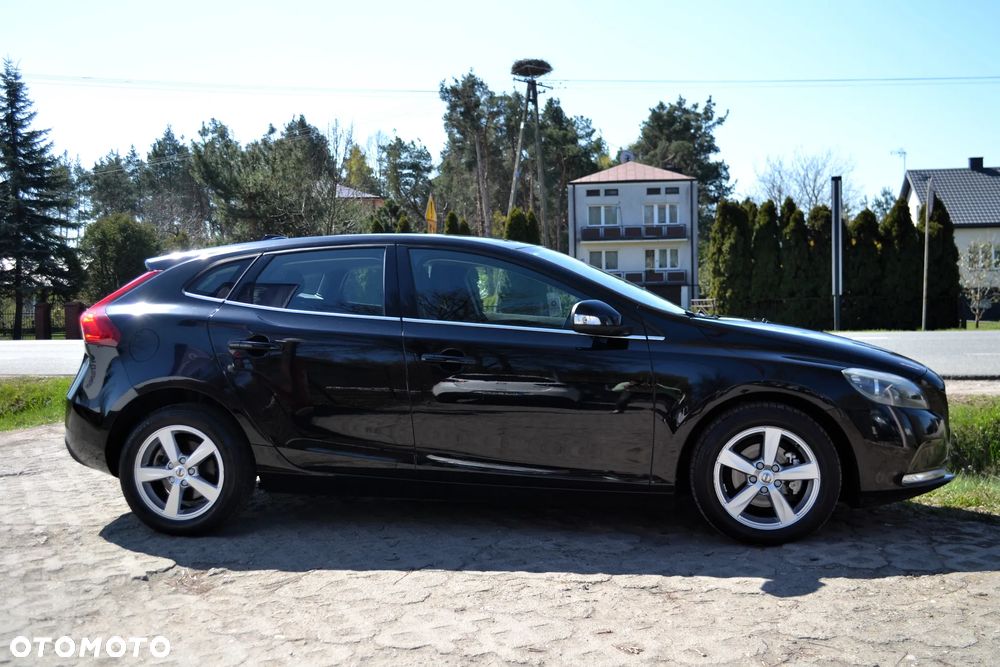 Volvo V40 D2 Kinetic - 13