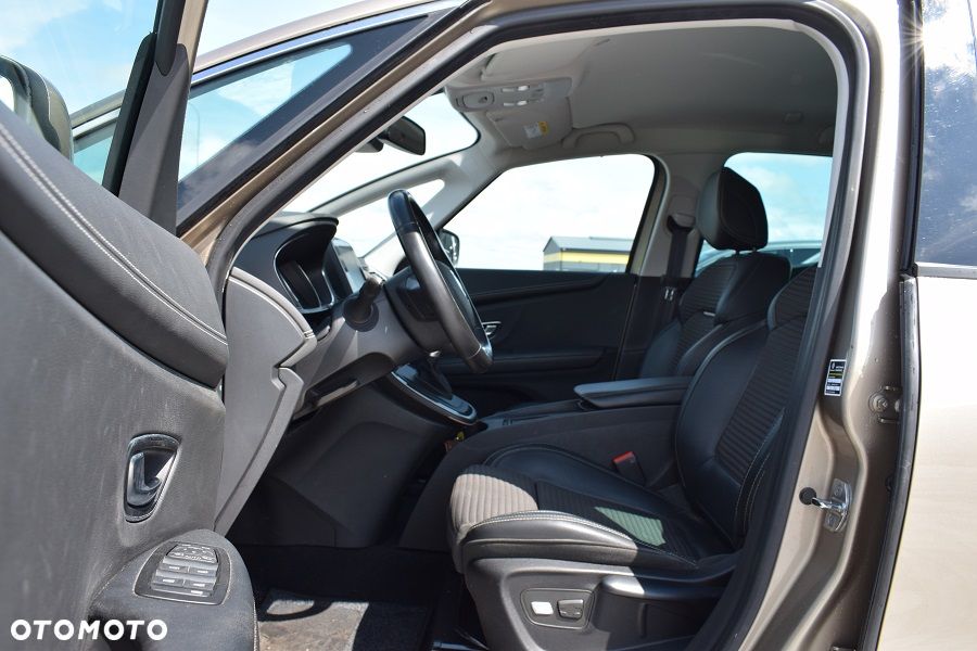 Renault Scenic TCe 140 GPF EDC BOSE EDITION - 6