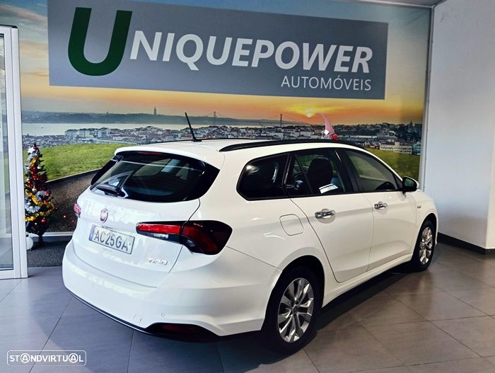 Fiat Tipo Station Wagon 1.3 M-Jet Lounge Tech - 5