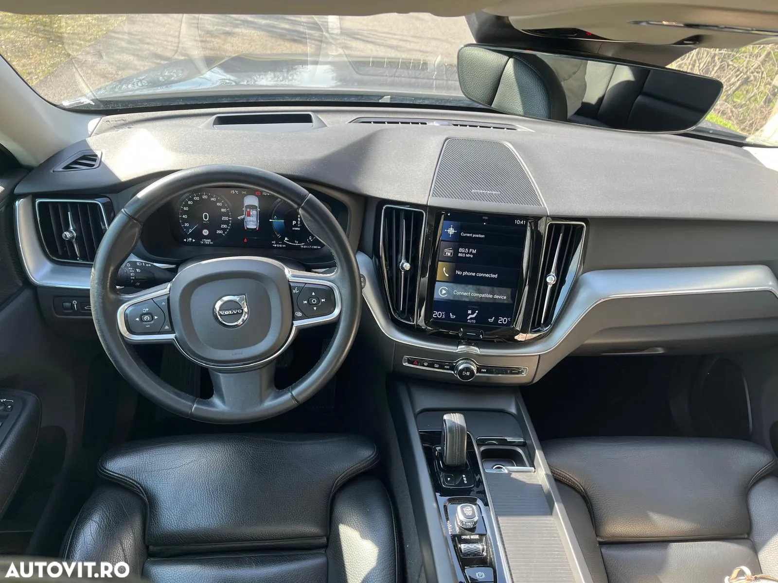 Volvo XC 60 T8 Twin Engine AWD Momentum - 4