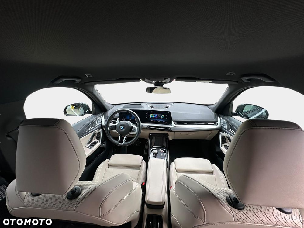 BMW X1 - 13