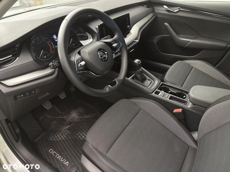 Skoda Octavia 1.5 TSI ACT Ambition - 10