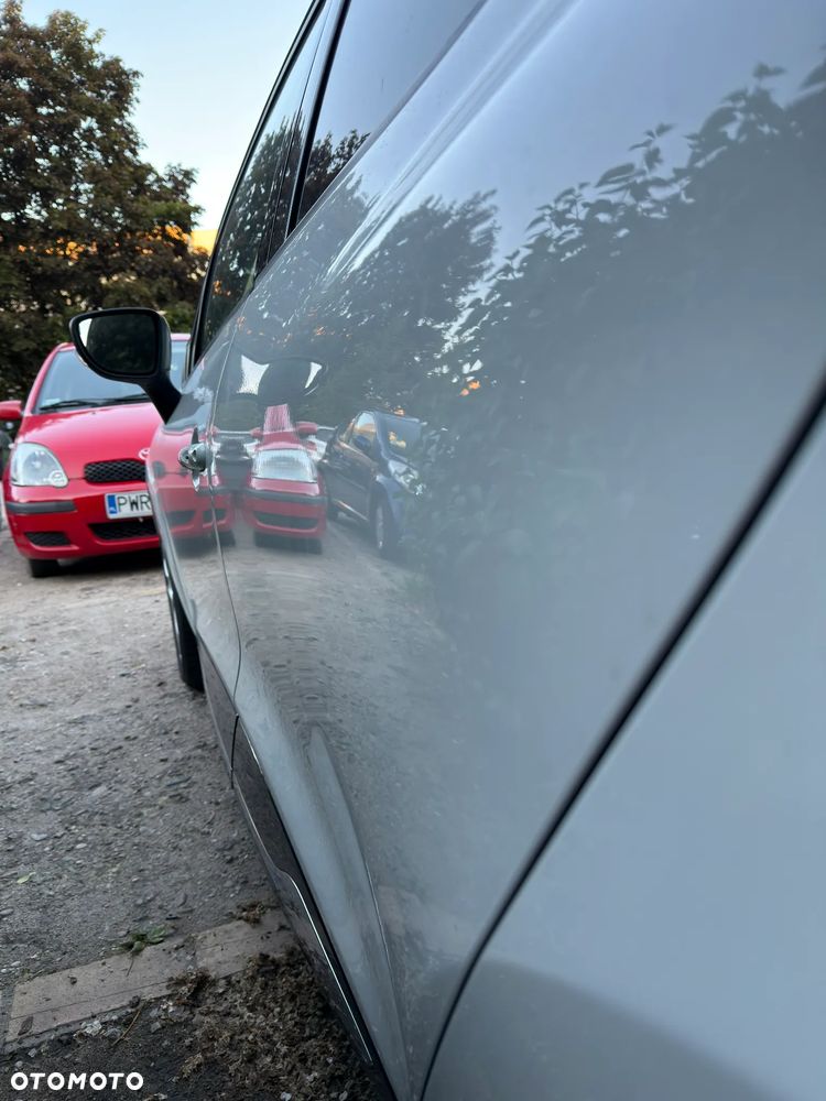 Renault Clio 1.2 16V Zen - 9