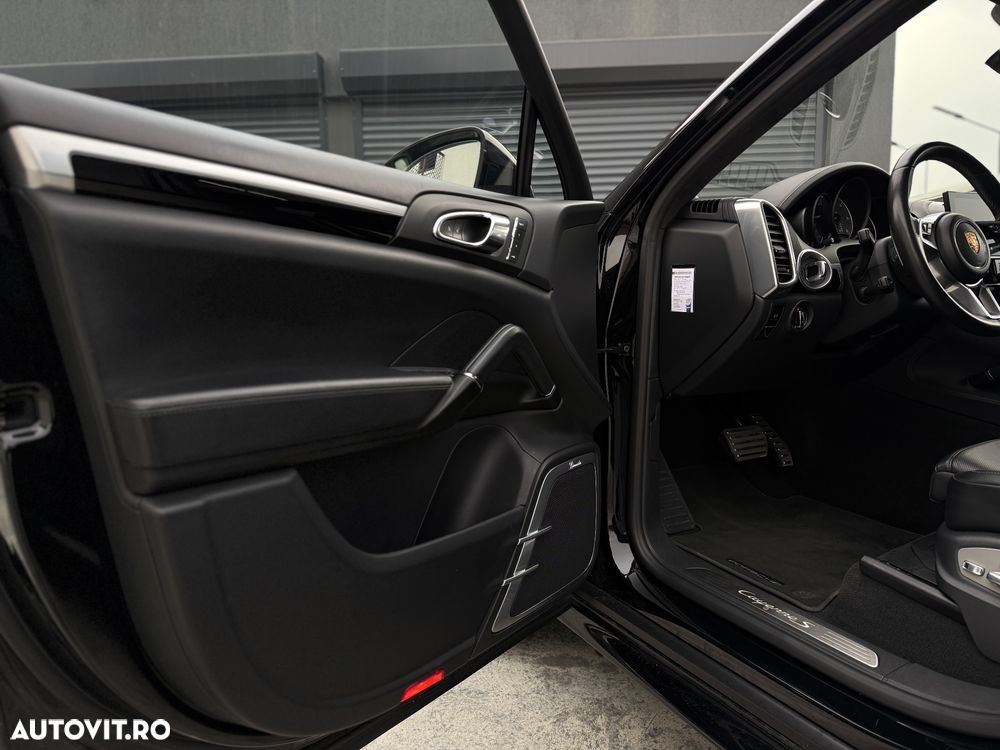 Porsche Cayenne - 17