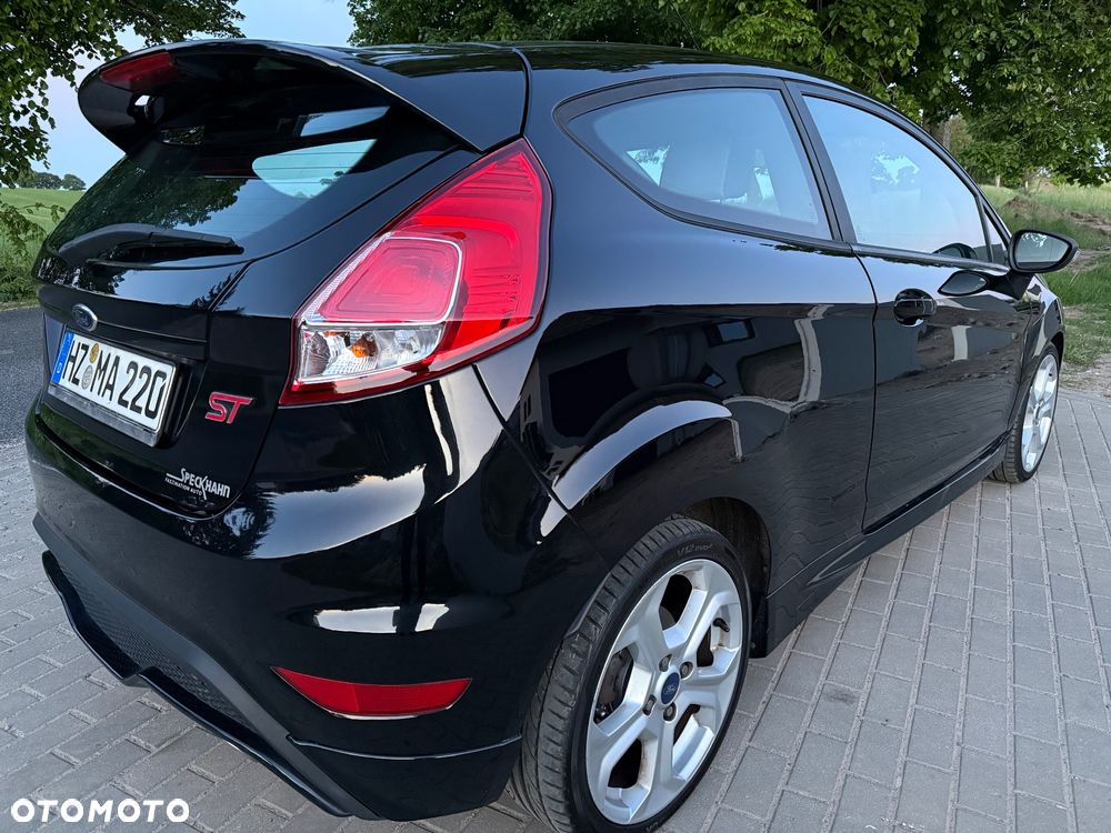 Ford Fiesta ST - 8