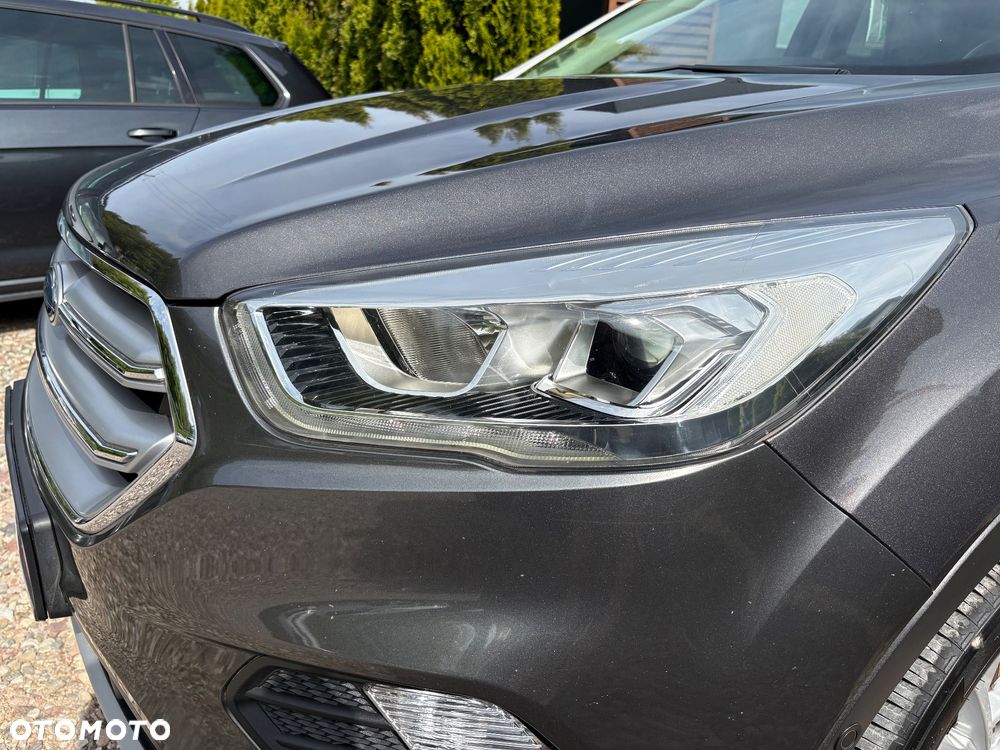 Ford Kuga 2.0 TDCi 2x4 Titanium - 27